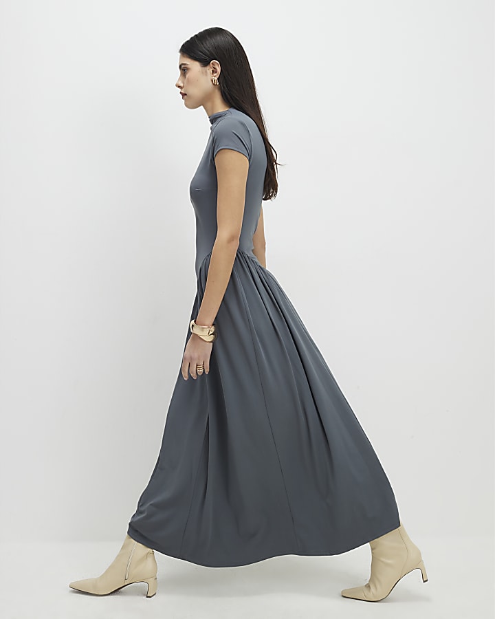 Grey Short Sleeve Fitted Waist Maxi Dress