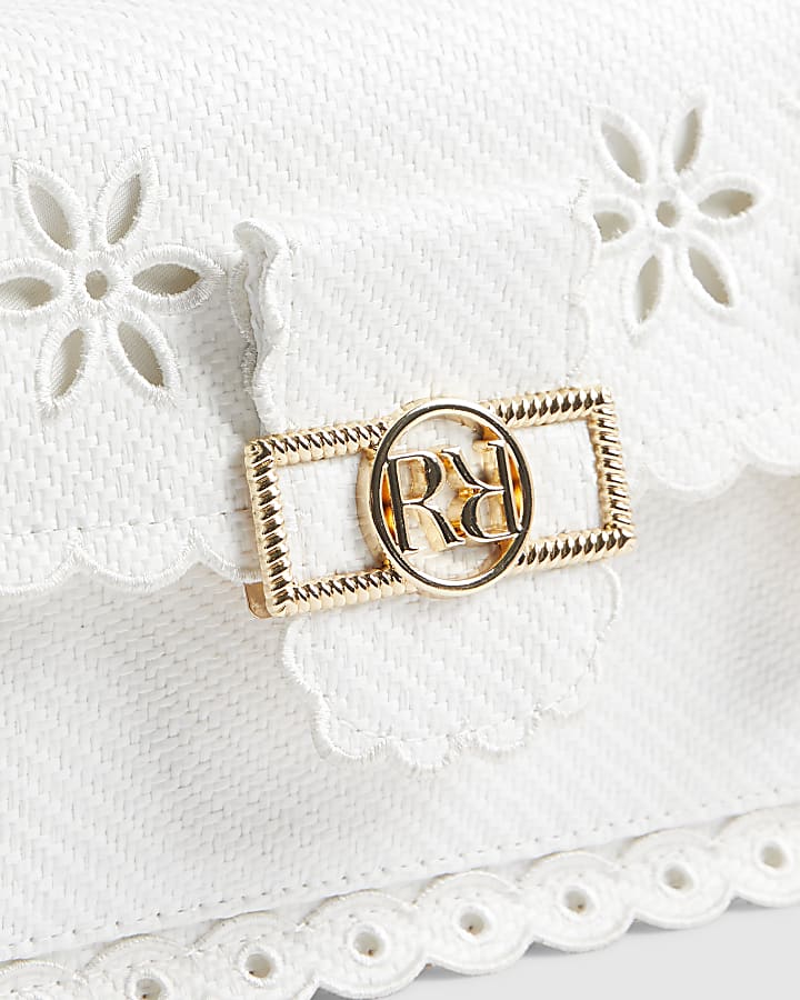 White Scalloped Edge Shoulder Bag