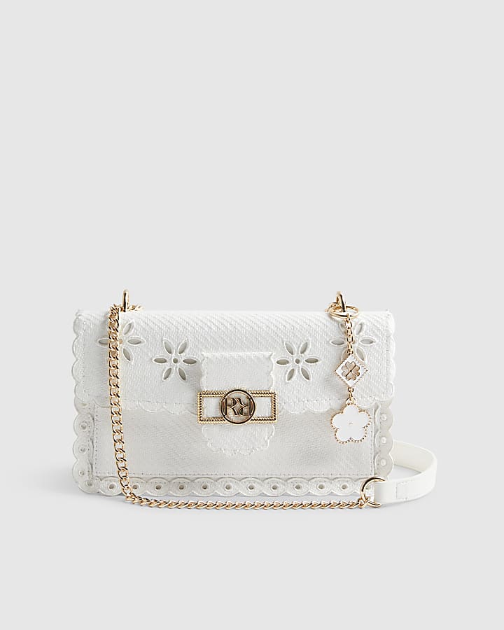 White Scalloped Edge Shoulder Bag