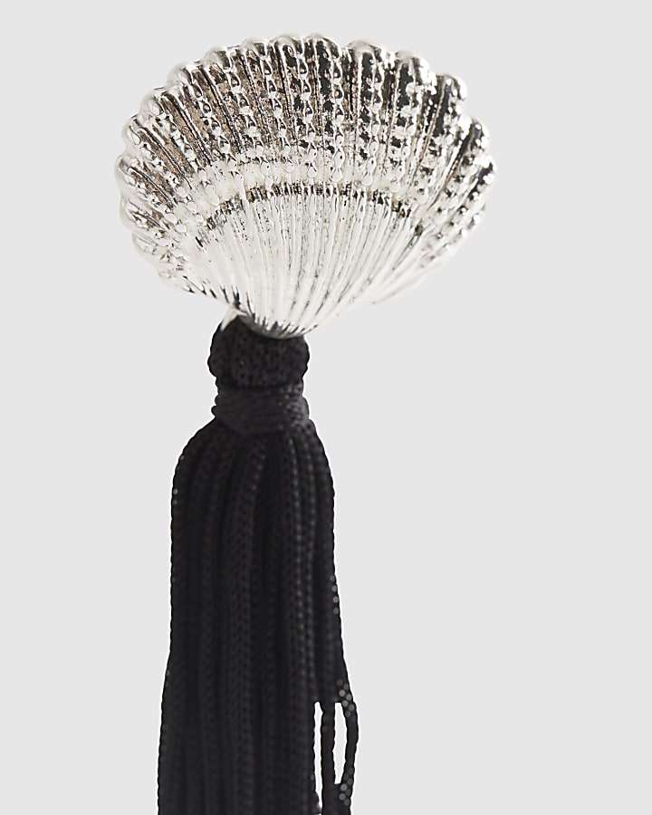 Black Shell Tassel Earrings