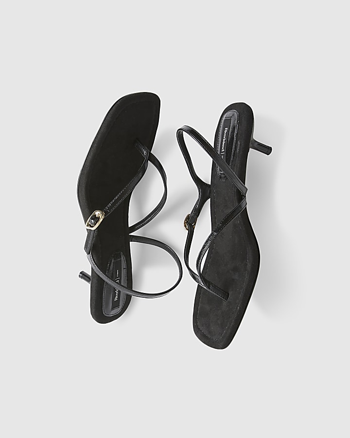 Black Toe Thong Heeled Sandals