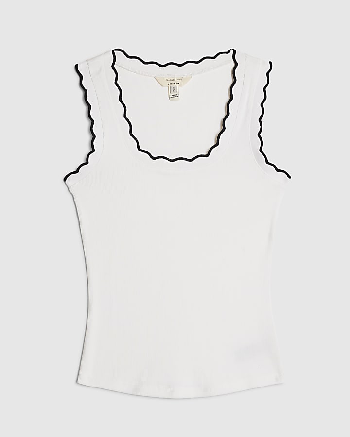 White Sleeveless Scallop Trim Tank Top