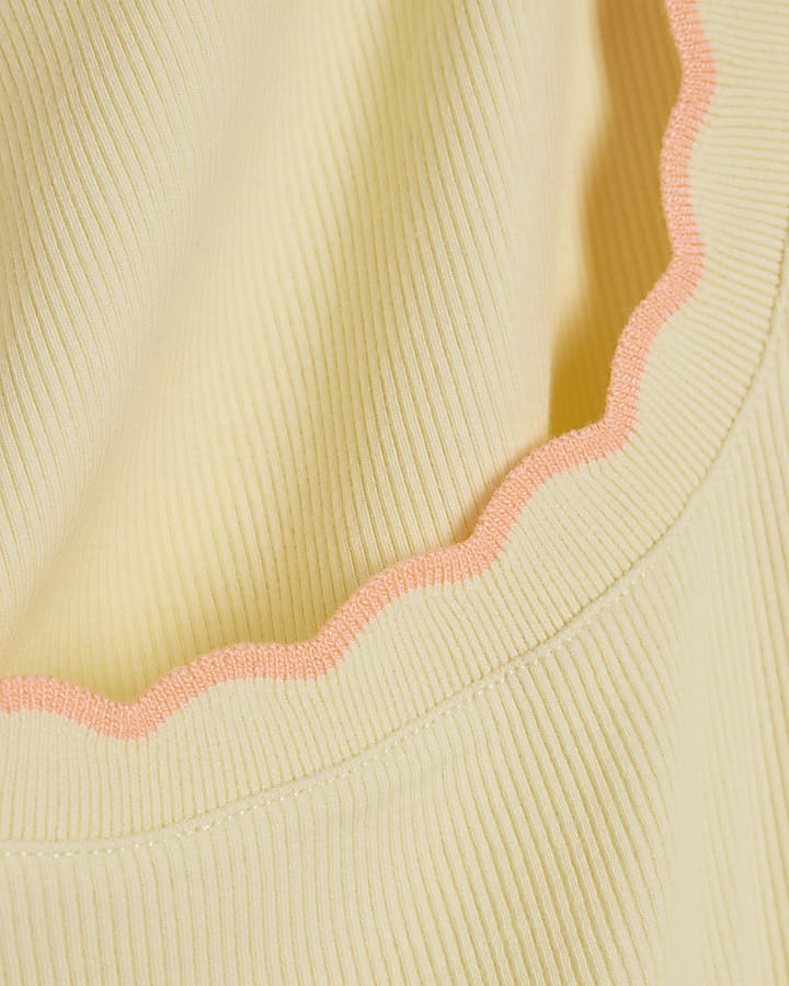 Yellow Sleeveless Scallop Trim Tank Top