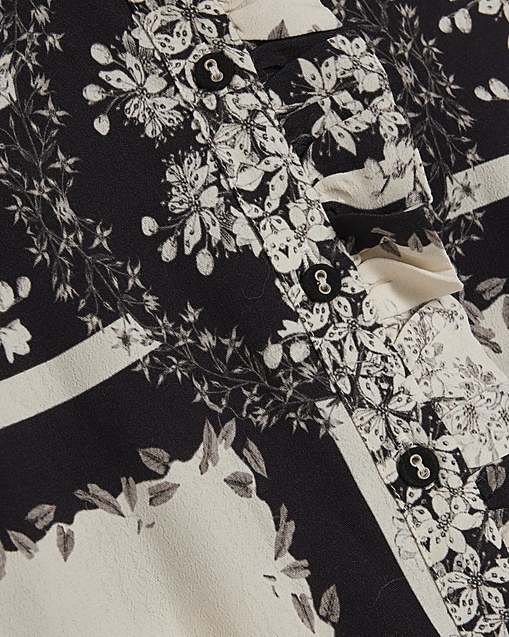 Black Boarder Print Shirt