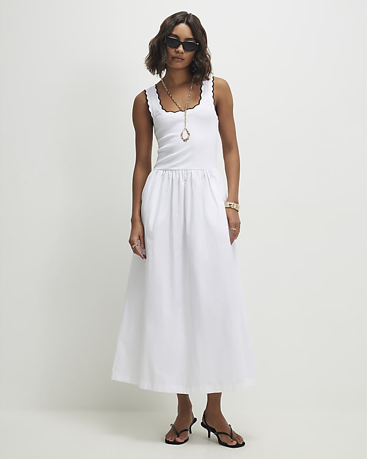 White Sleeveless Scallop Hybrid Maxi Dress