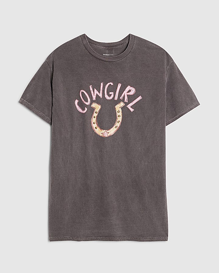 Brown Short Sleeve Cowgirl Horseshoe T-Shirt