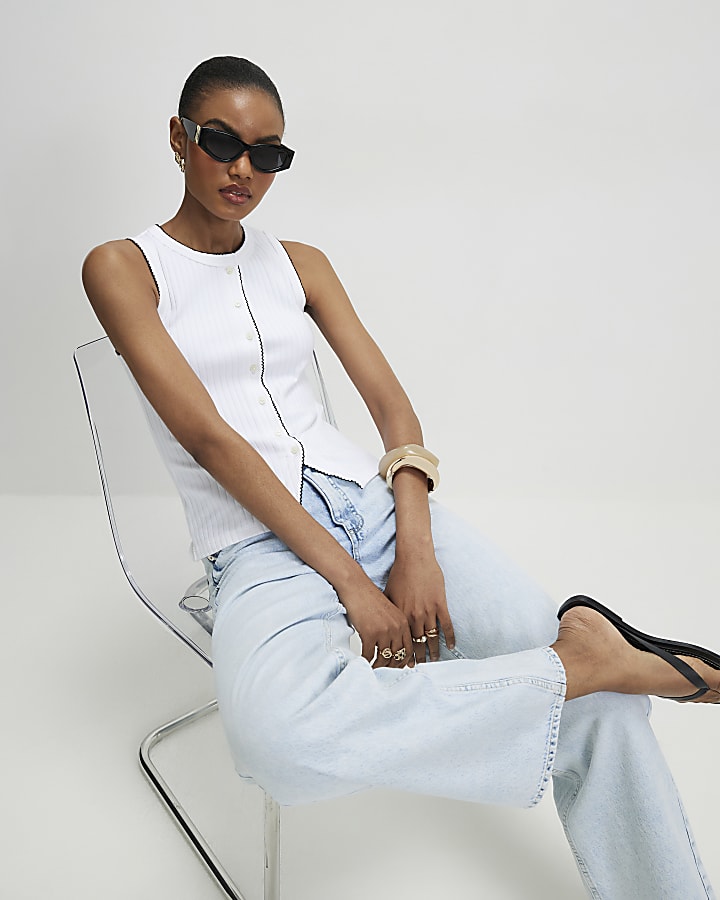 White Sleeveless Scallop Trim Ribbed Top