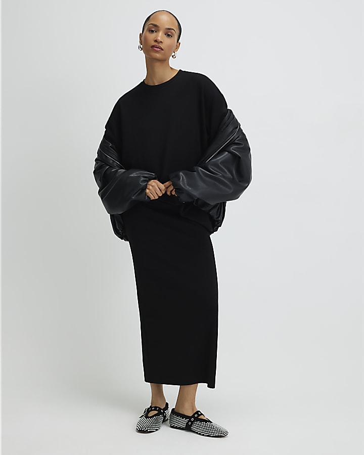 Black Clean Oversized T-shirt