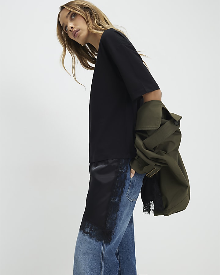 Black Lace Hem Aysmmetric T-Shirt