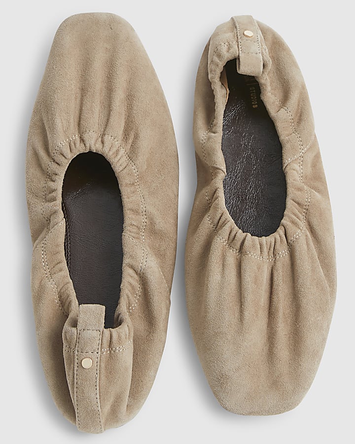 Grey Suede Elastic Ballet Pumps