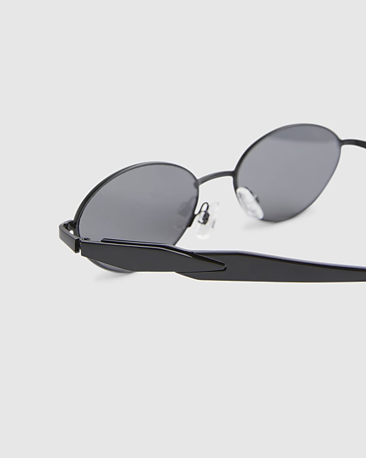 Black Round Slim Sunglasses
