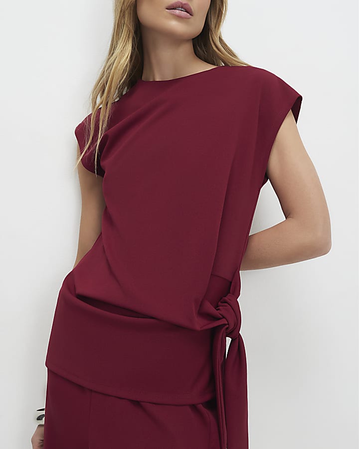 Red Short Sleeve Twist Side Top