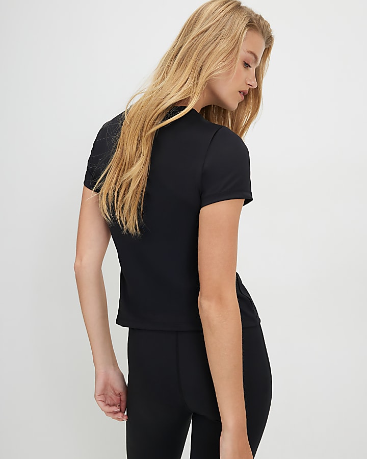 Black Short Sleeve Fitted T-shirt