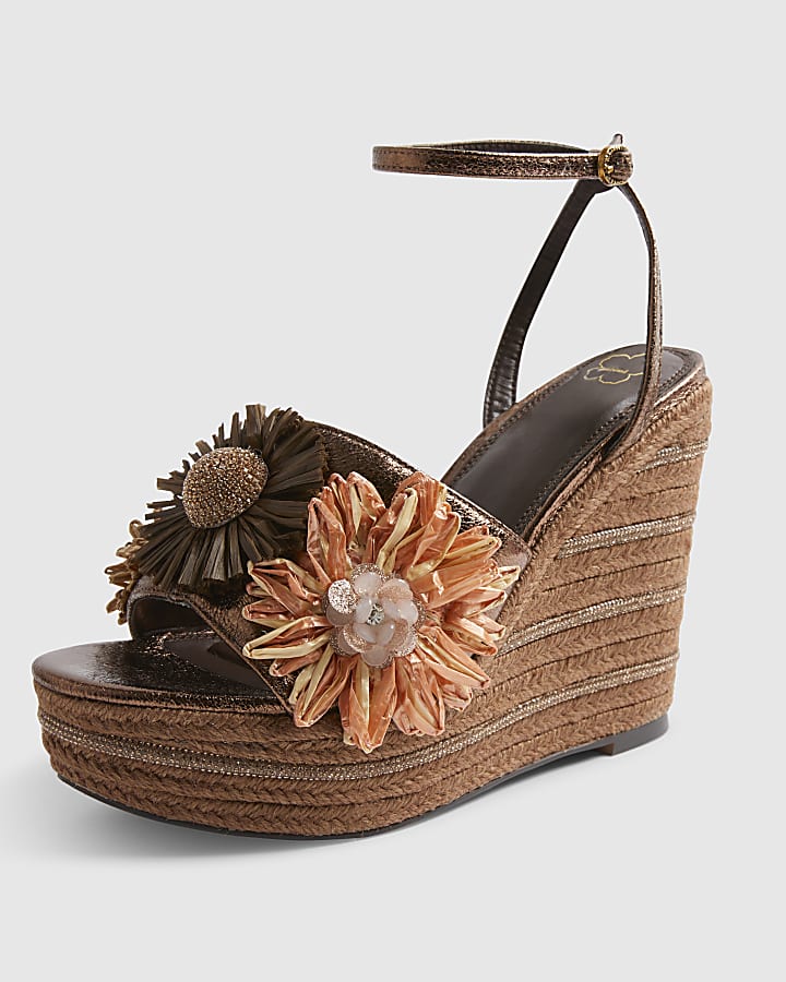 Brown 3D Raffia Flower Wedges