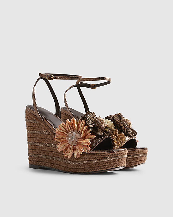 Brown 3D Raffia Flower Wedges