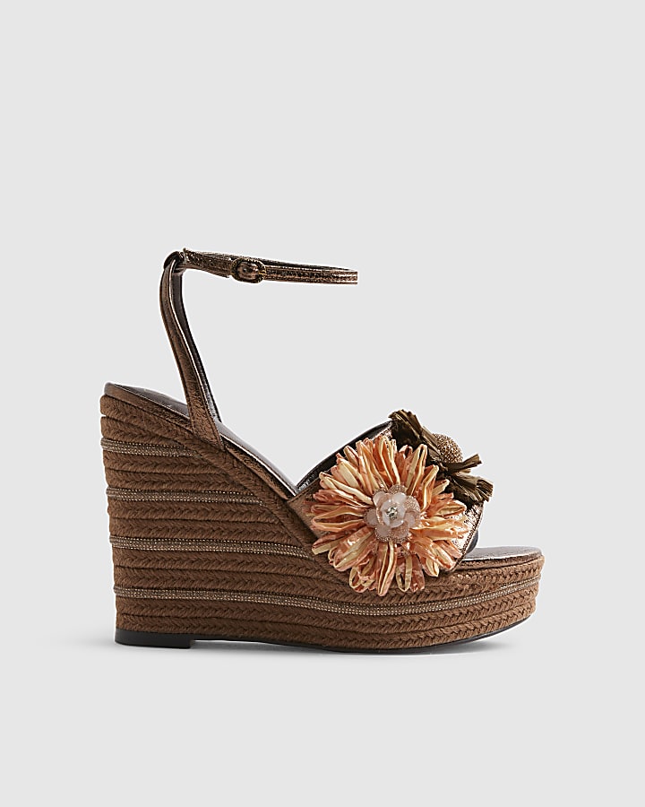 Brown 3D Raffia Flower Wedges