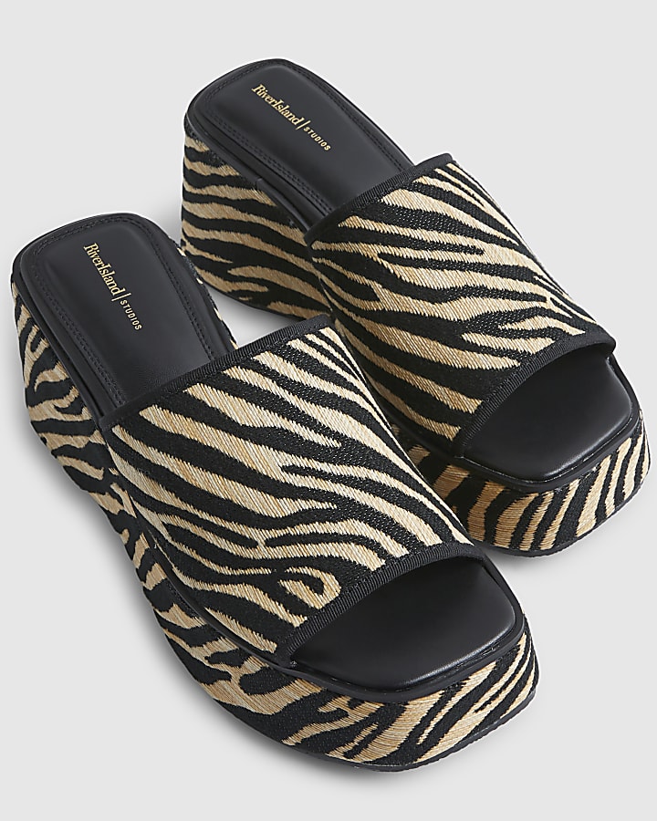 Black Raffia Zebra Print Mule Wedge Sandals