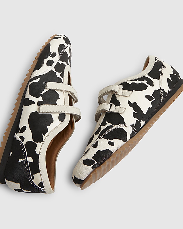 Black Double Strap Sneakerina