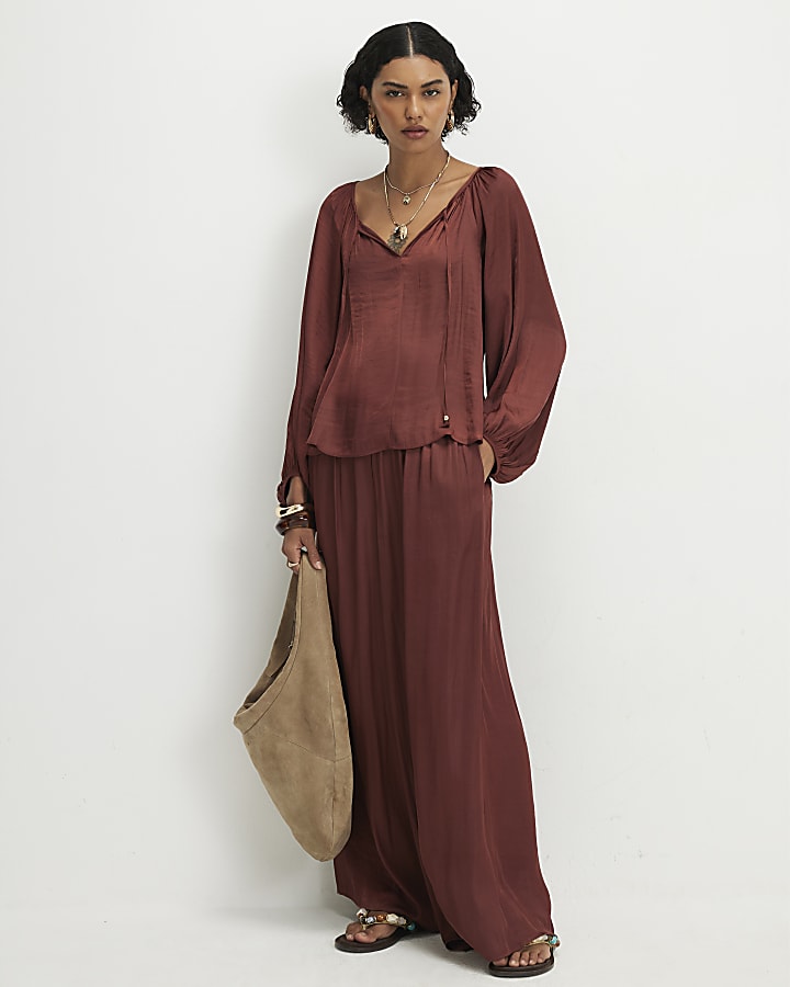 Brown Notch Neck Top