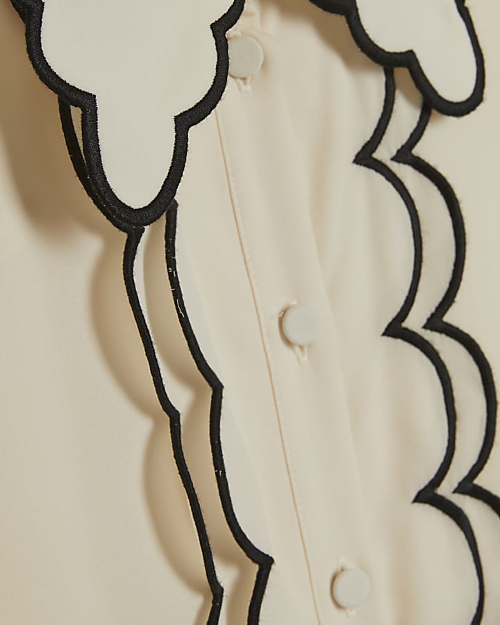 White Angel Sleeve Scallop Top