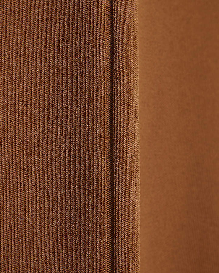 Petite Brown Fitted Knit Sleeveless Top