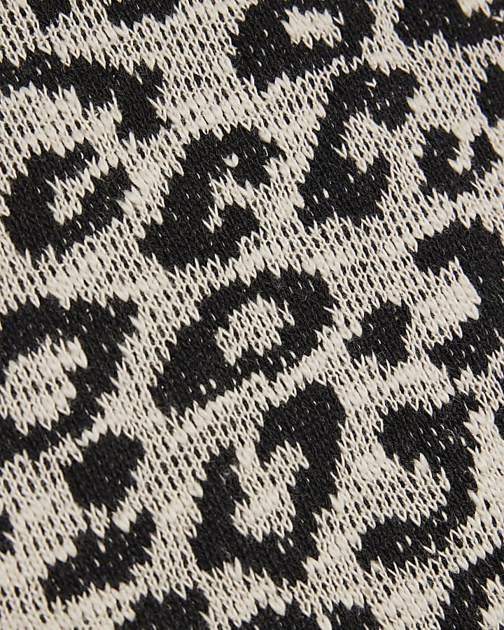 Brown Animal Print Whipstitch T-Shirt