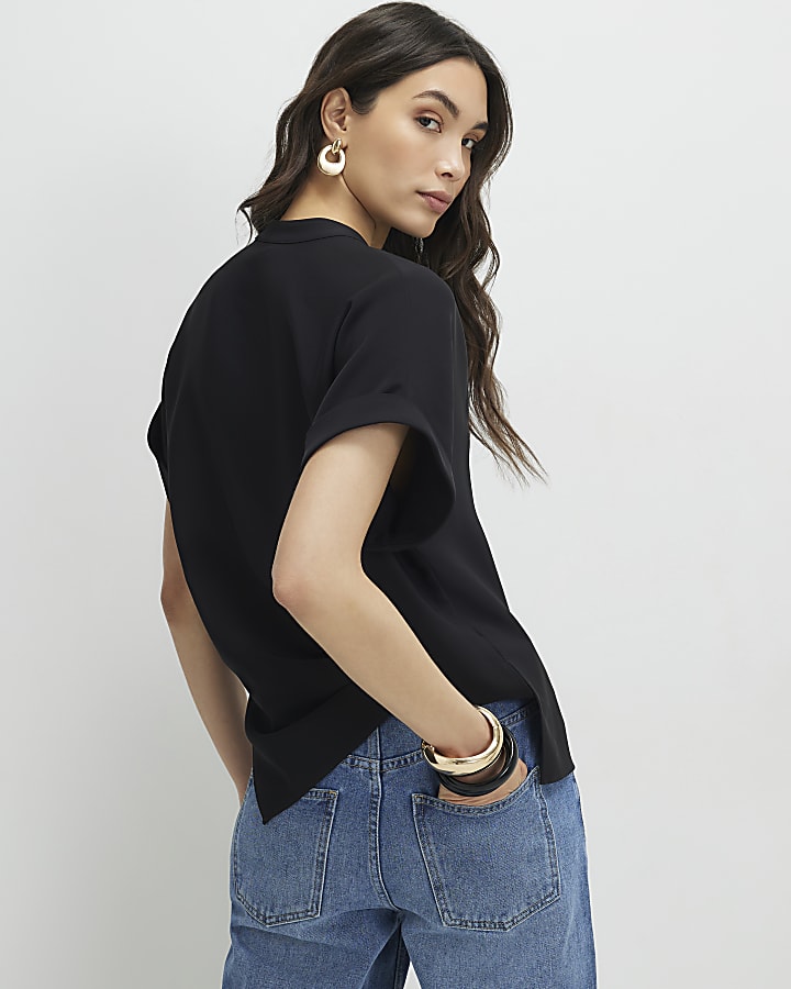 Black Notch Neck Short Sleeve Top