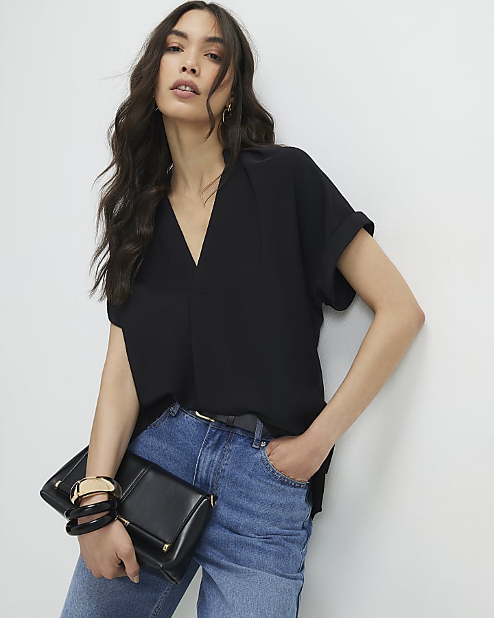 Black Notch Neck Short Sleeve Top