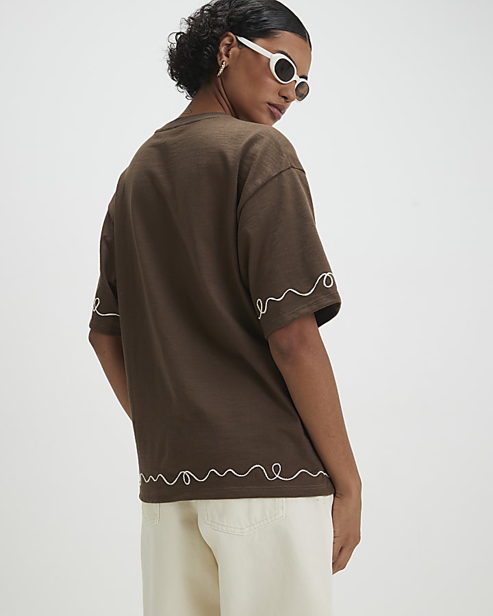 Khaki Je Ne Sais Quoi T-Shirt