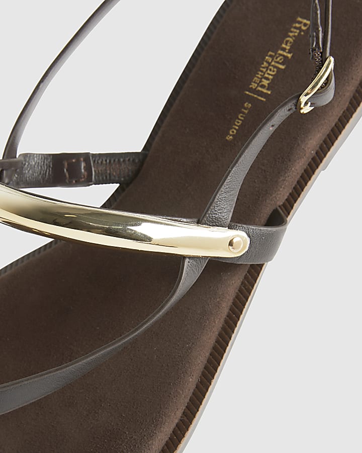 Black Leather Toe Thong Bangle Flat Sandals