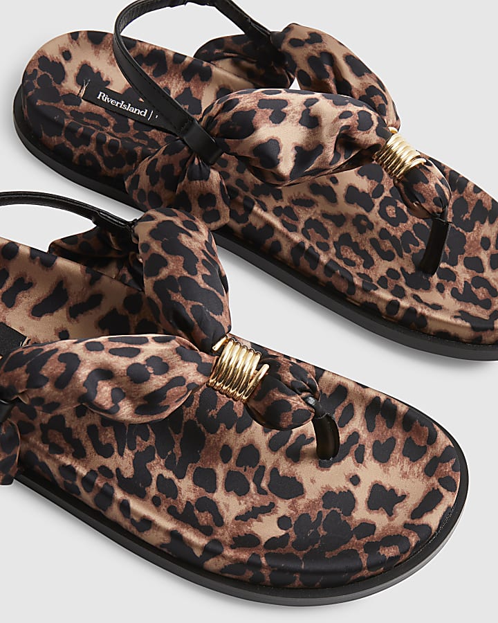 Brown Leopard Print Toe Thong Footbed Sandals