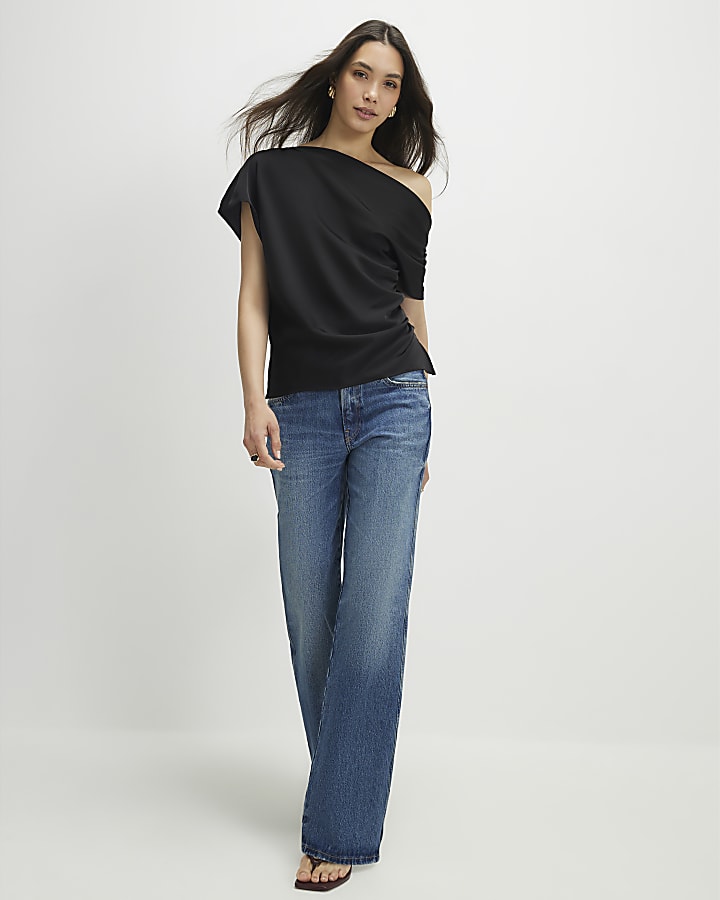 Black Asymmetric Top