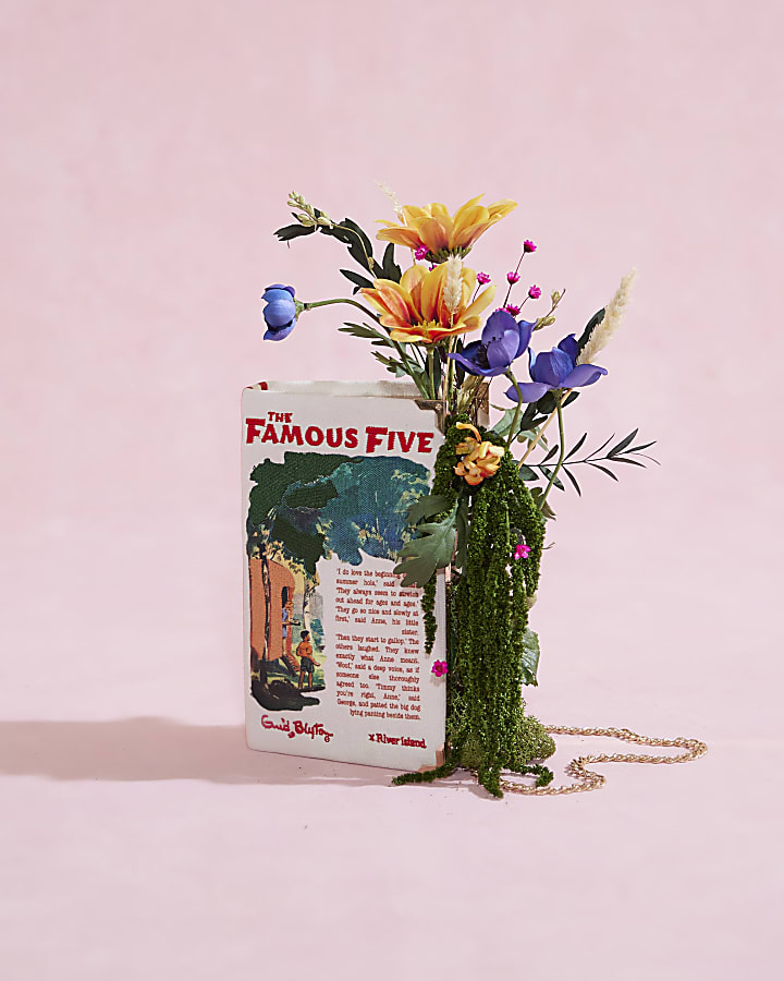 Beige Enid Blyton Caravan Book Clutch Bag