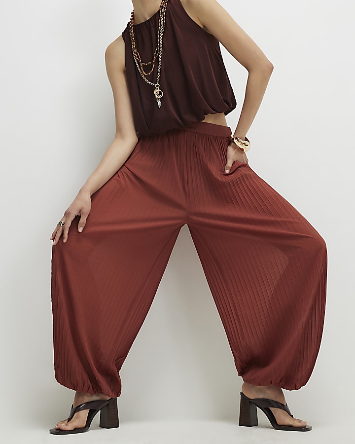Brown Pleated Mesh Balloon Leg Trousers