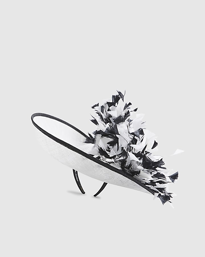 White Eliza Feather Mount Fascinator