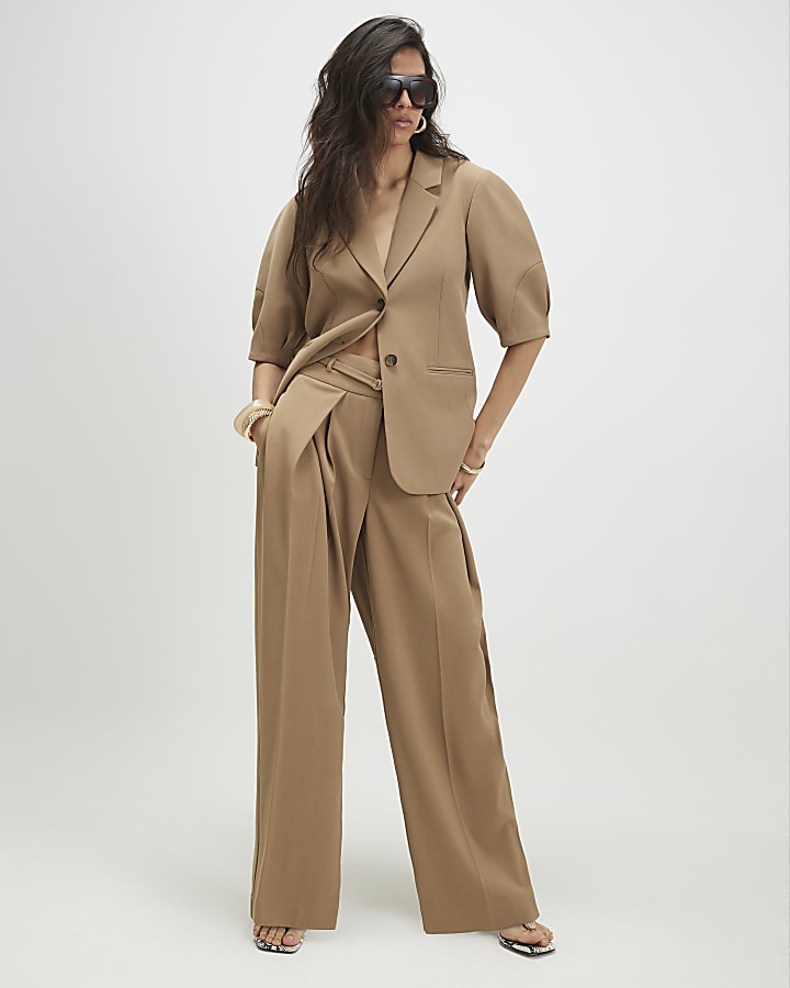 Beige Short Sleeve Tailored Blazer