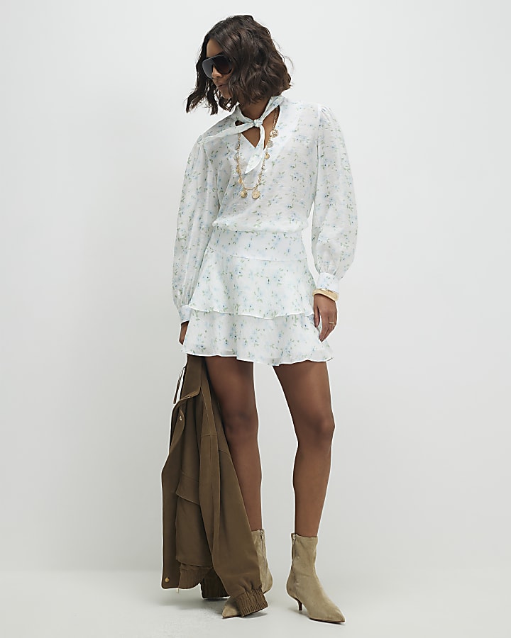 White Floral Pussybow Blouse