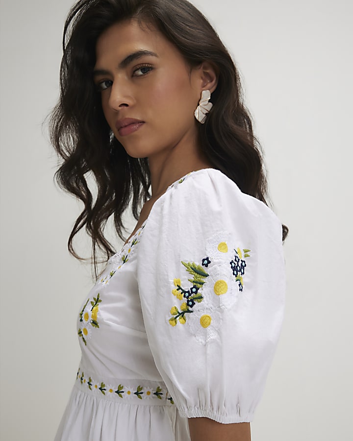 White Daisy Embroidered Mini Dress
