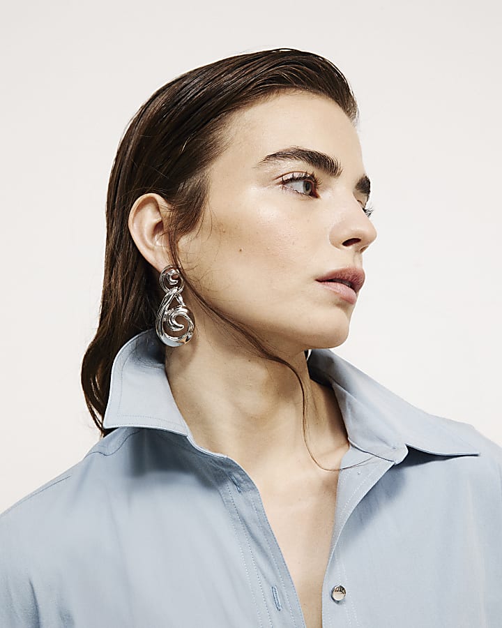 Blue Long Sleeve Cinched Back Shirt