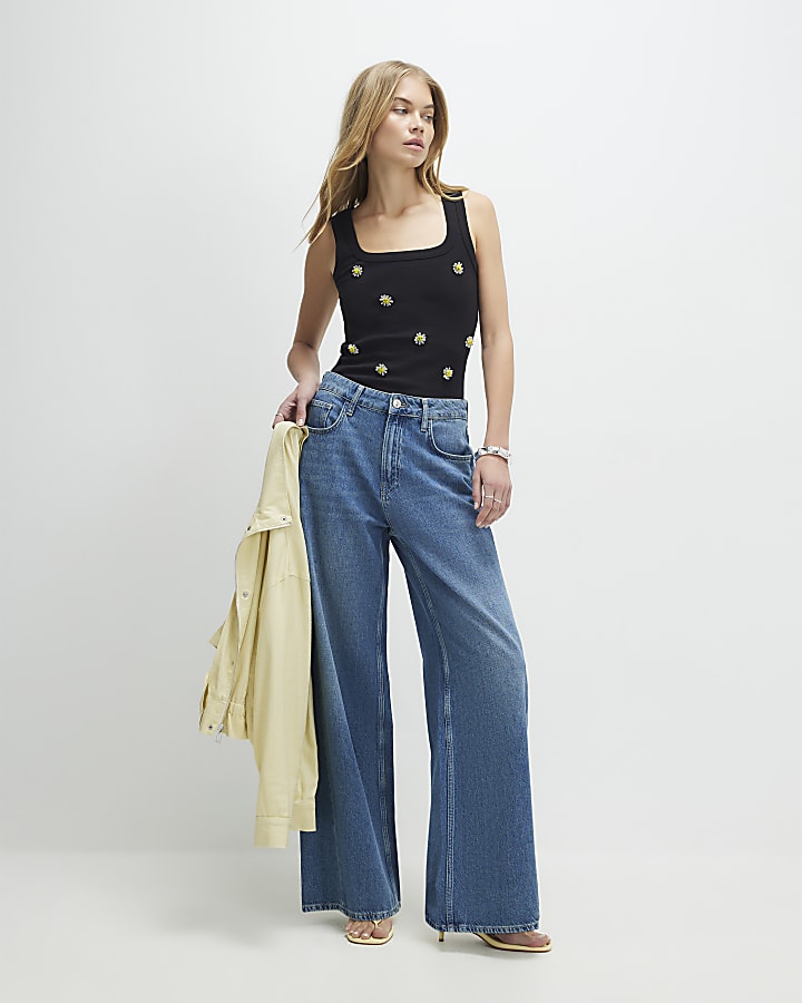 Black Daisy Embellished Tank Top