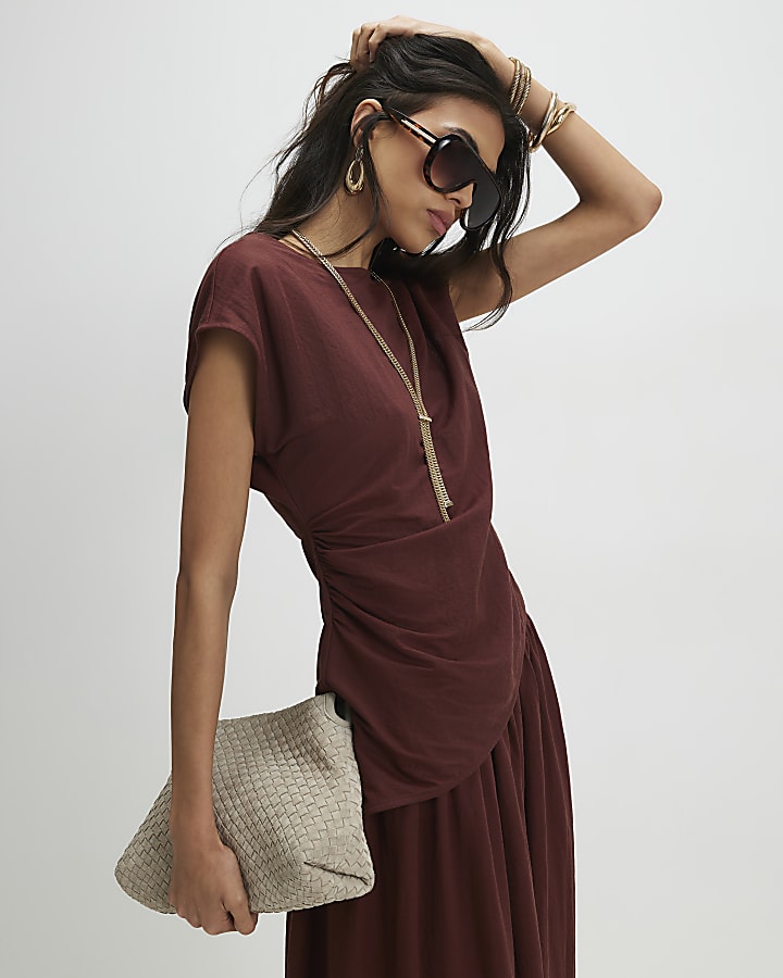 Brown Short Sleeve Asymmetric Hem Top