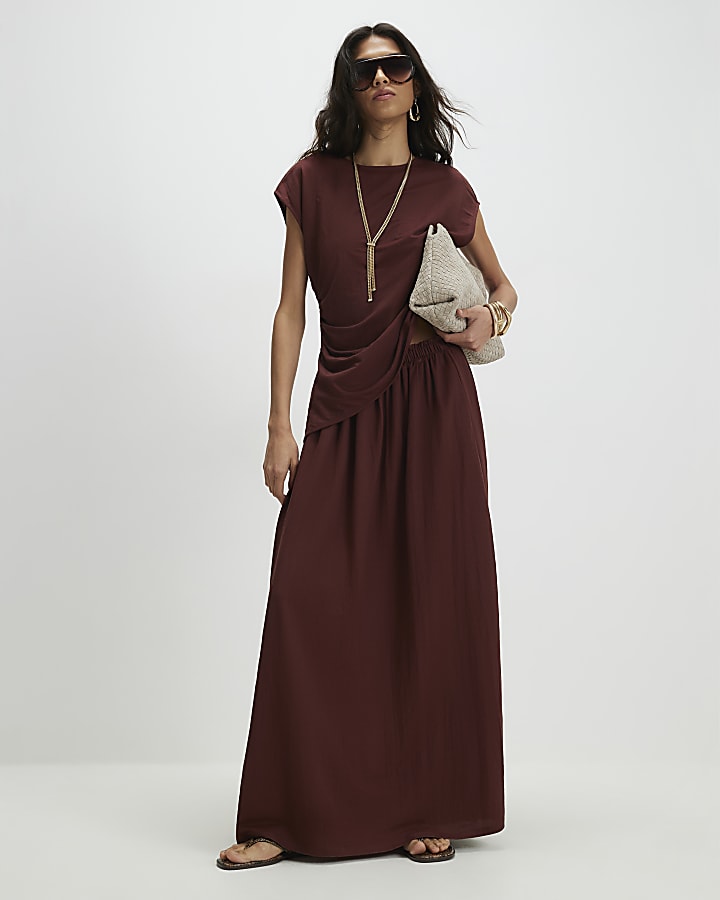 Brown Short Sleeve Asymmetric Hem Top