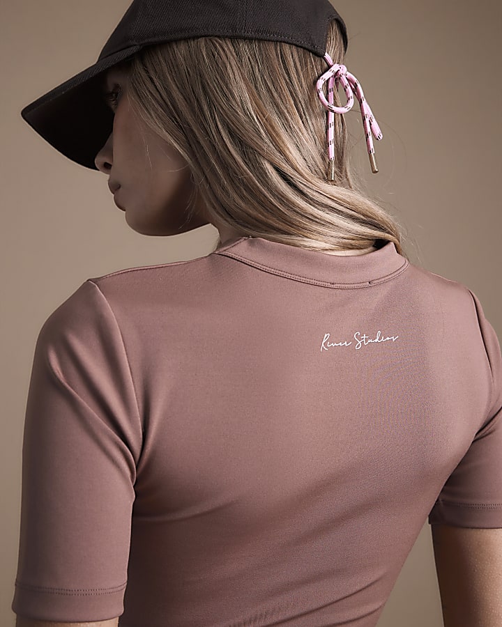 Brown Curved hem Short Sleeve T-shirt