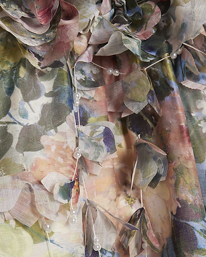 White 3D Floral Sleeveless Blouse