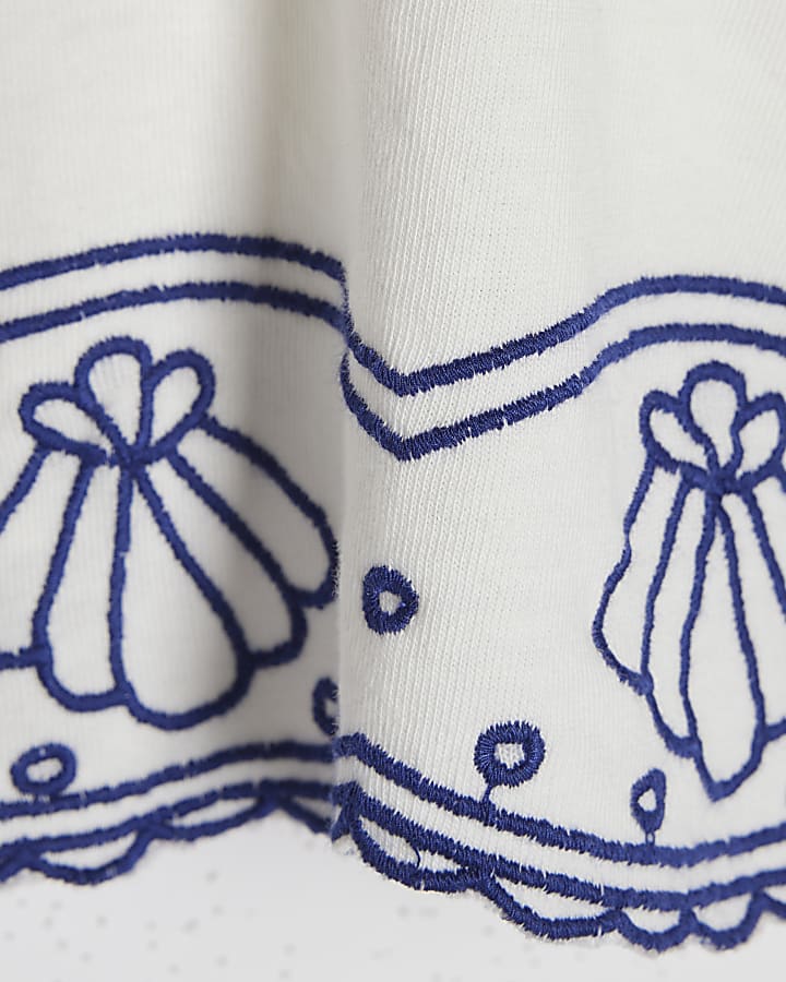 White Cotton Cutwork Scallop Shorts