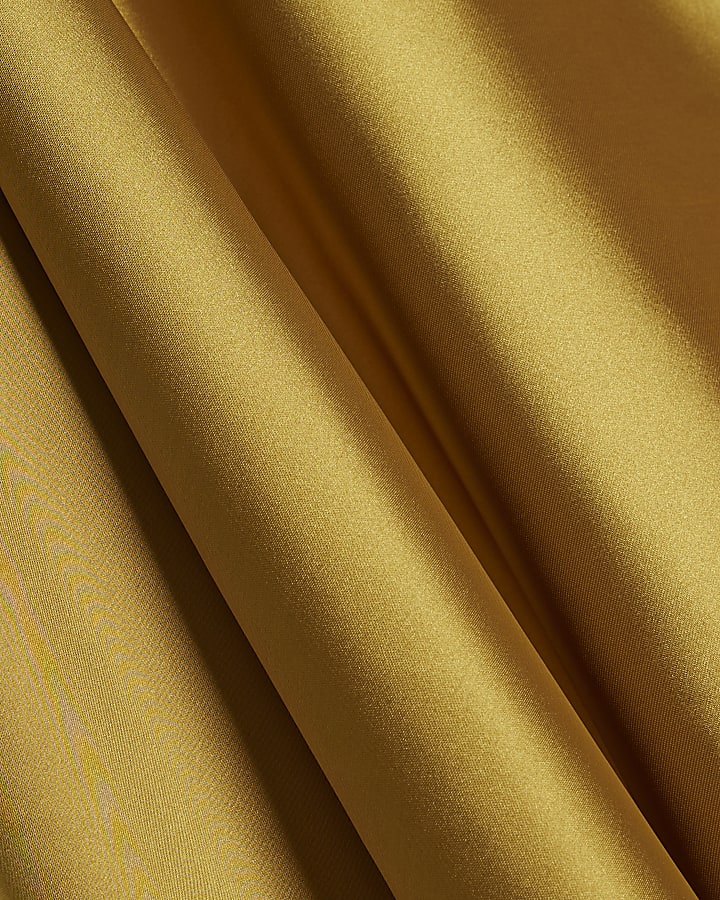 Green Satin Waterfall Cape