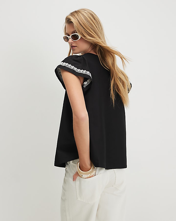 Black Applique Poplin Blouse