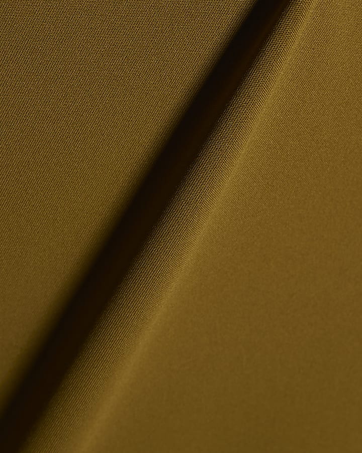 Green Short Sleeve Scoop Neck Bodysuit