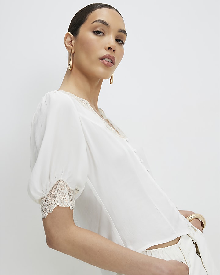 Cream Lace Trim Short Sleeve Blouse