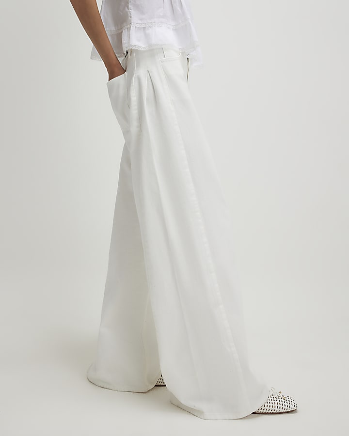 White Pleat Wide Leg Jeans